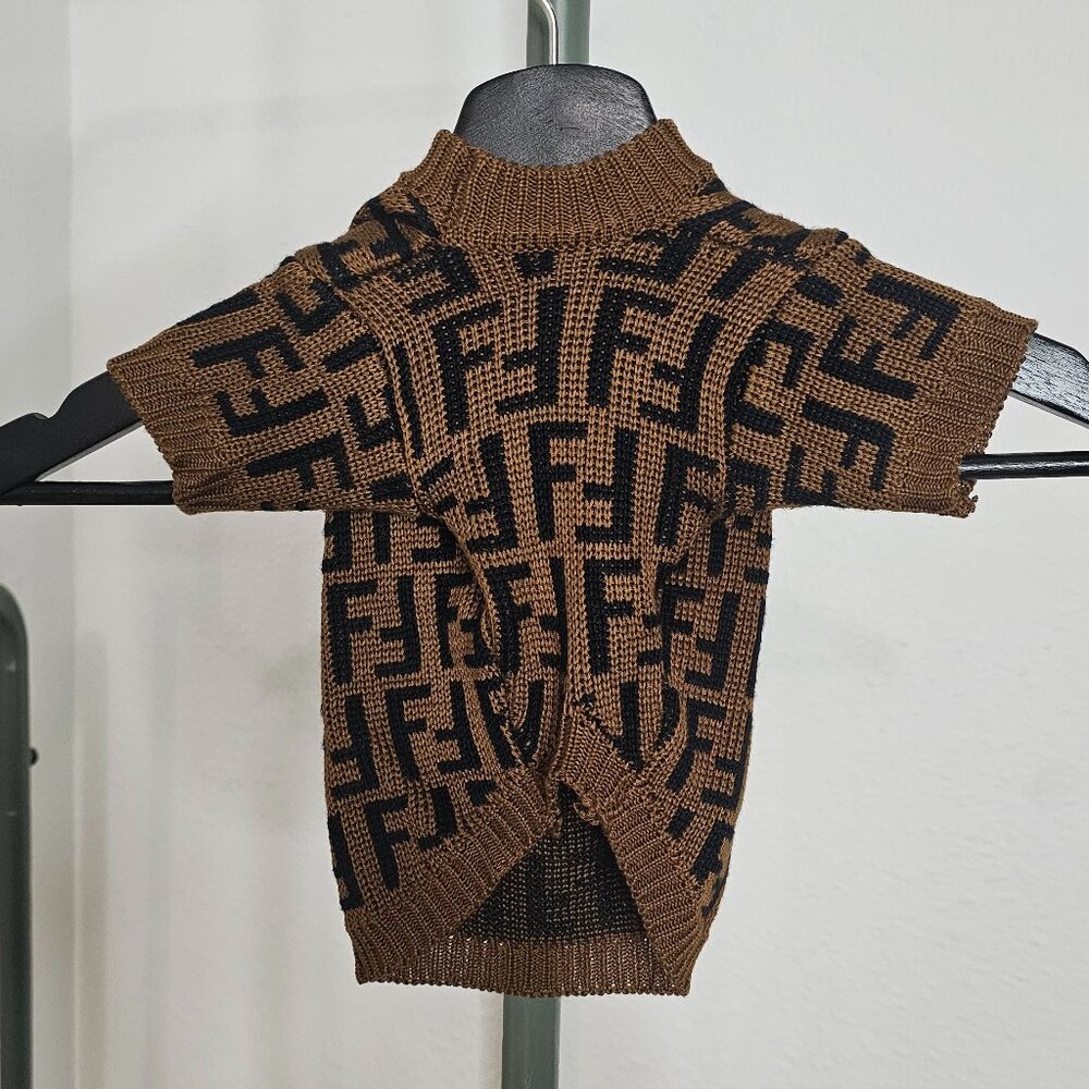 Dog Size Small Sweater - like new